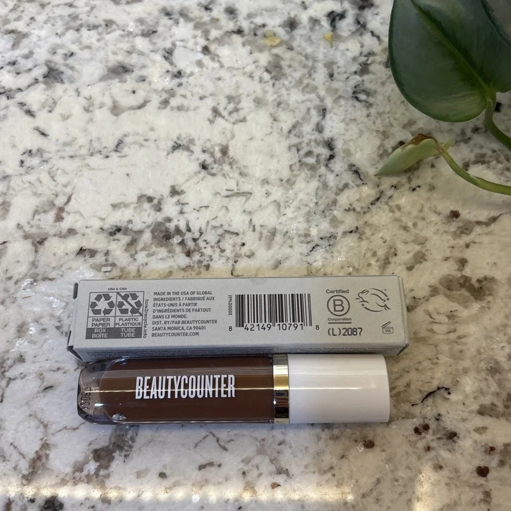 BEAUTYCOUNTER - SHADE: DEEP 3 - Skin Twin Creamy Concealer -‎ new in box